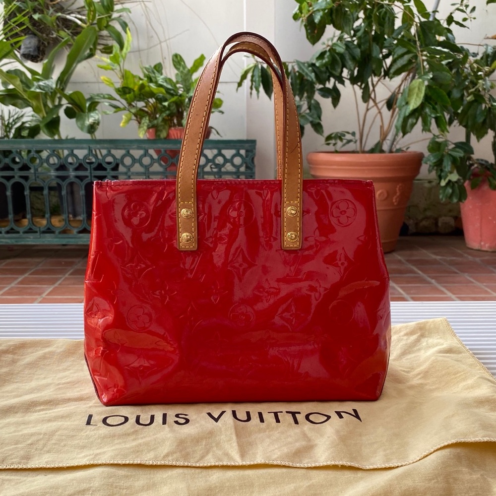 Louis Vuitton Vernis Bag